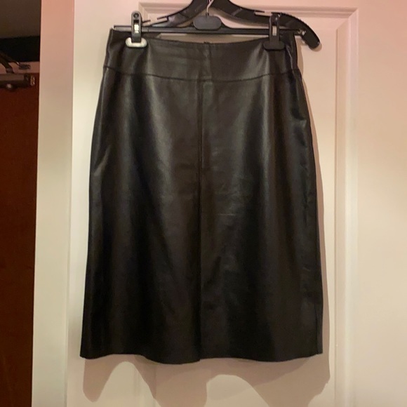 MIDI black leather skirt-very good condition - Picture 1 of 3
